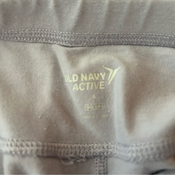 Bundle of 4 maternity leggings size small - Storq, Old Navy - Picture 3 of 6